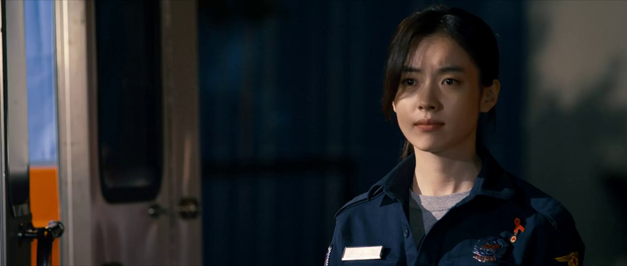 Love Me (2025) WEBRip Hindi + Tam + Tel + Kor 720p AVC AAC 2.0 ESub.mkv.0003